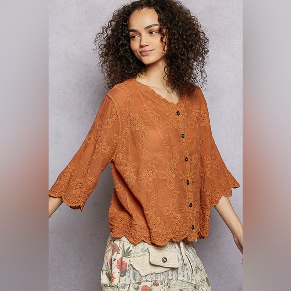 POL Floral Eyelet V-Neck Salloped Shirt - Picture 5 of 7